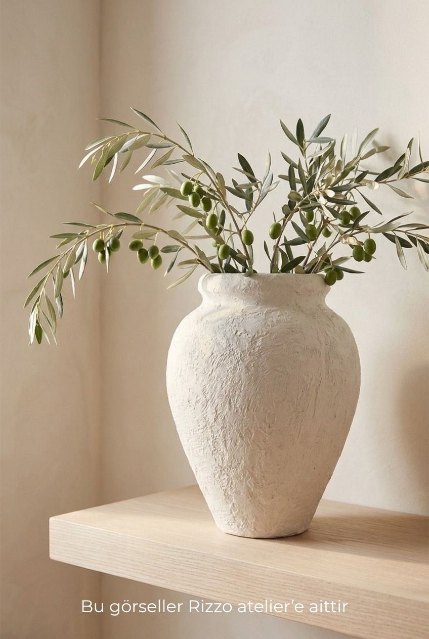 Dokulu Beyaz Vazo — Rizzo Atelier