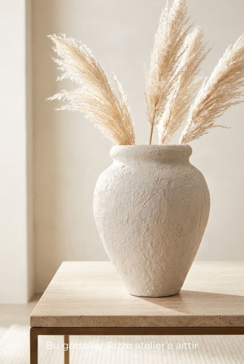 Dokulu Beyaz Vazo — Rizzo Atelier